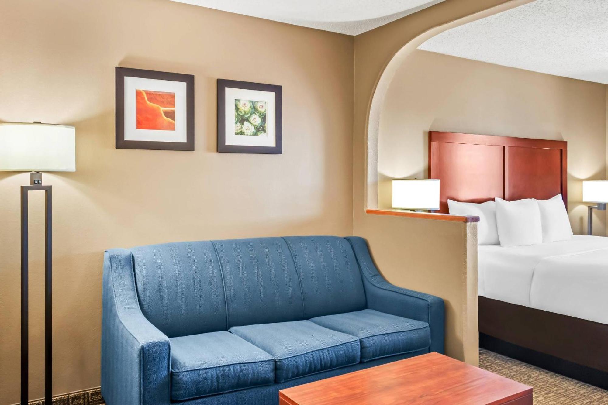 Comfort South Inn Santa Fe