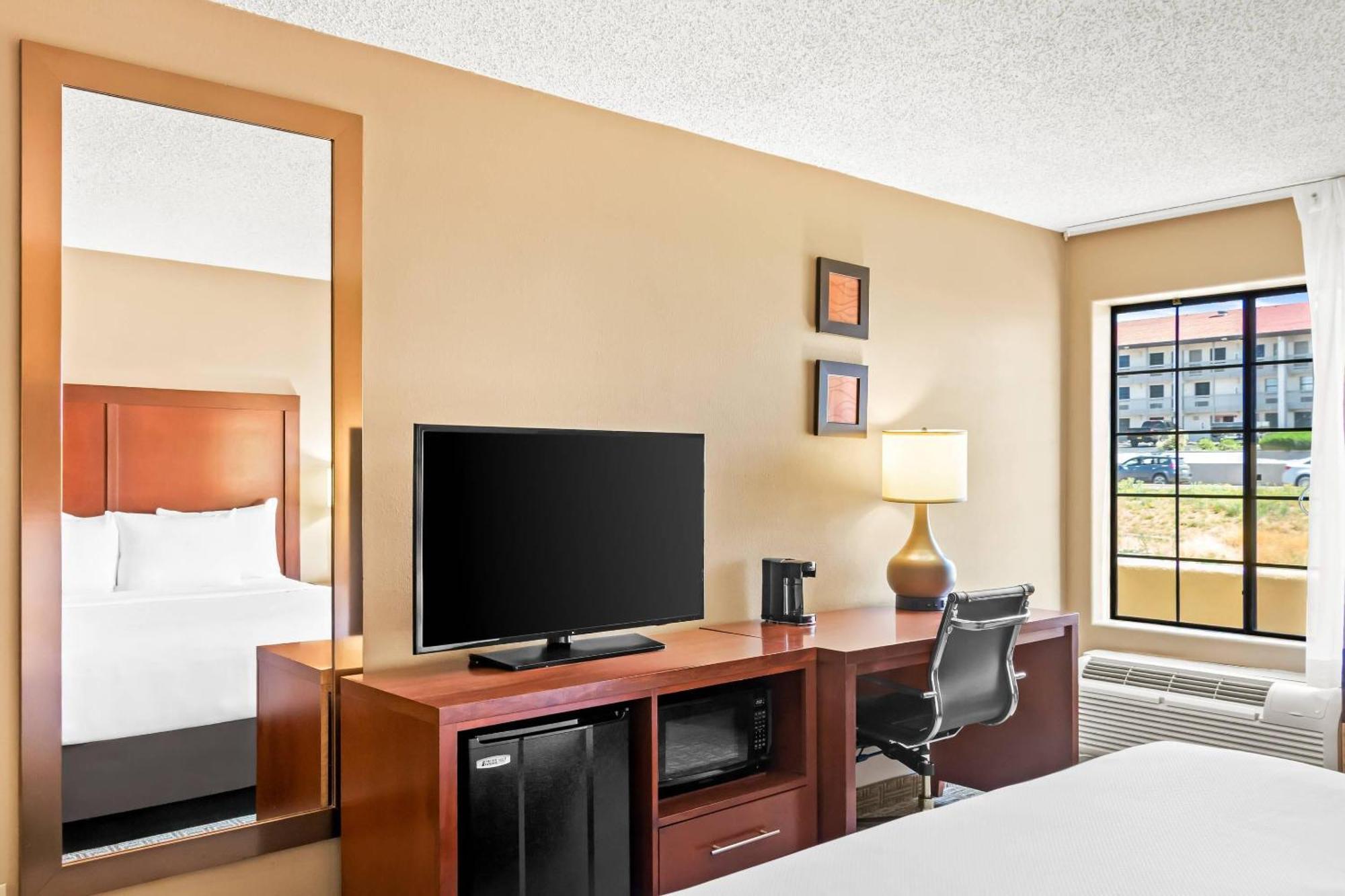 Comfort South Inn Santa Fe